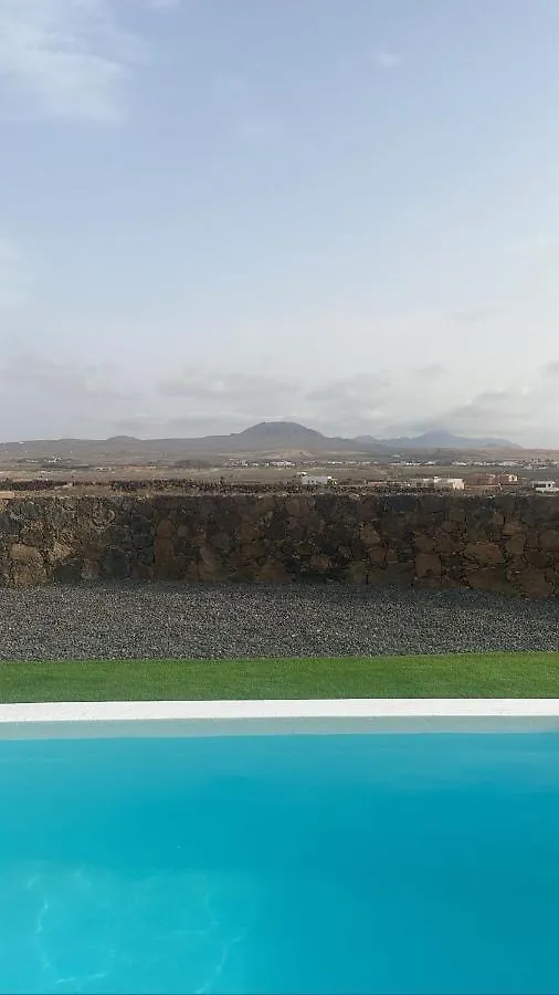Villa Los Volcanes Lajares 0*,